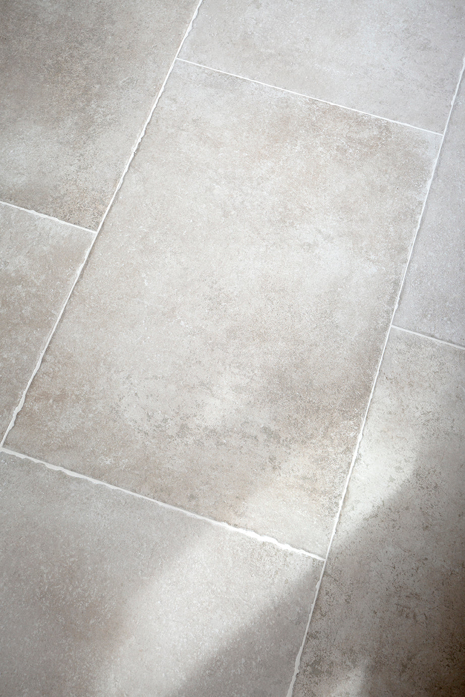 Bayonne Light Rustique Stone Effect Porcelain Tiles