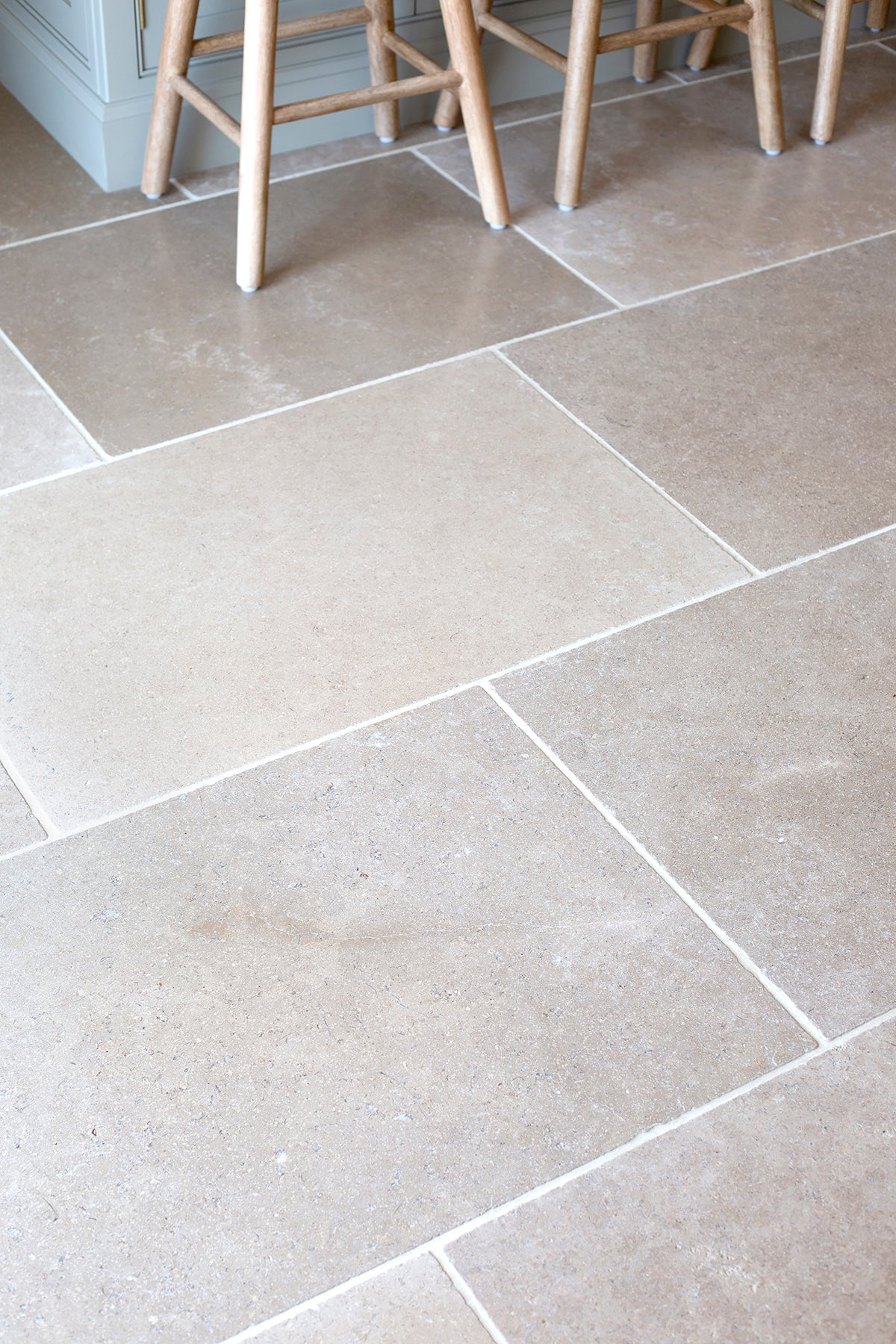 Dijon Tumbled Limestone Tiles