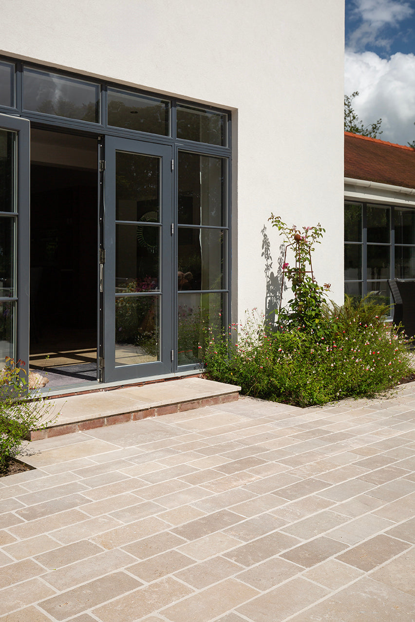 Dijon Tumbled Limestone Cobbles