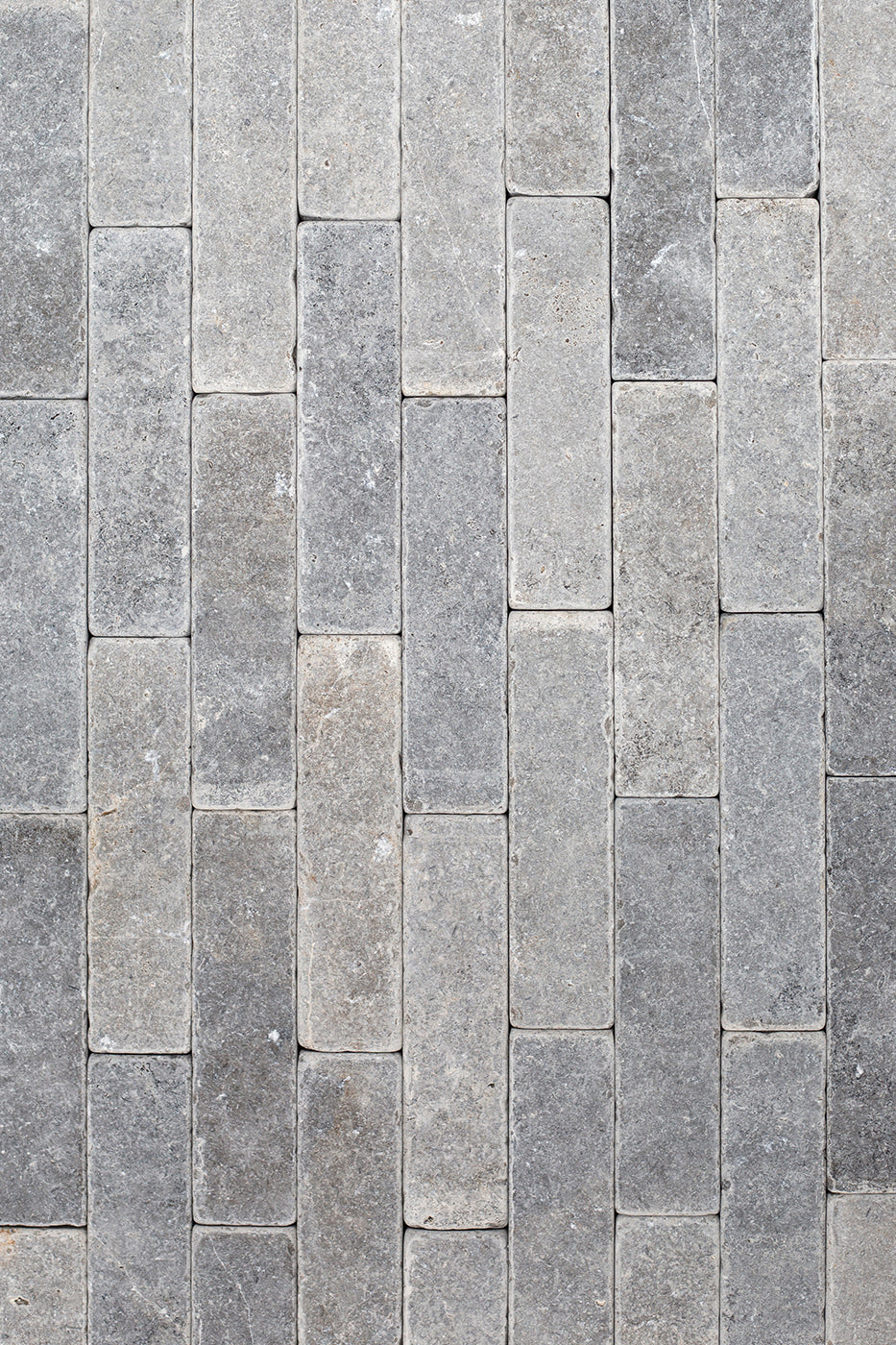 Farrow Grey Tumbled Herringbone Paving Cobbles