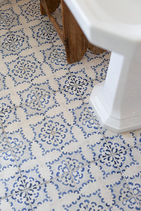 Pamplona Blanco Patterned Porcelain Tiles