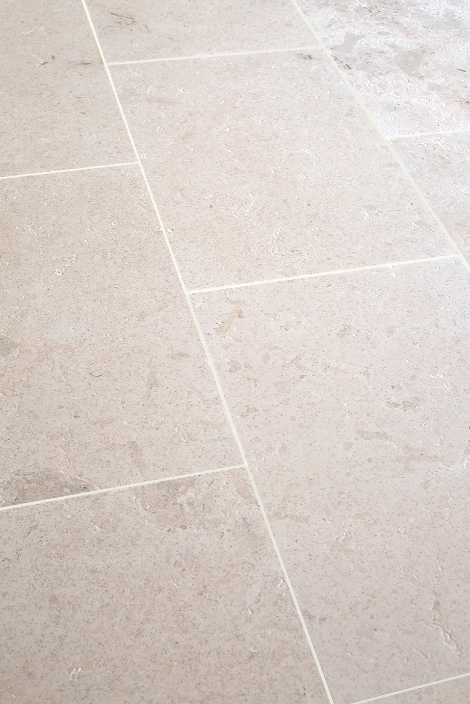 San Lorenzo Crema Brushed Limestone Tiles