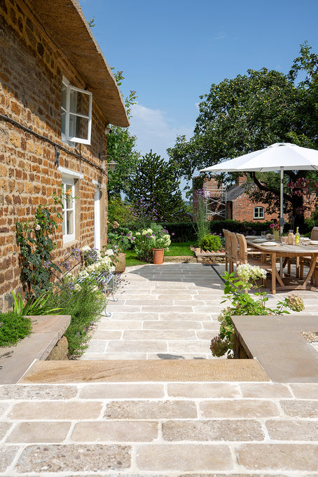 Sorrento® Aged Tumbled Limestone Cobbles