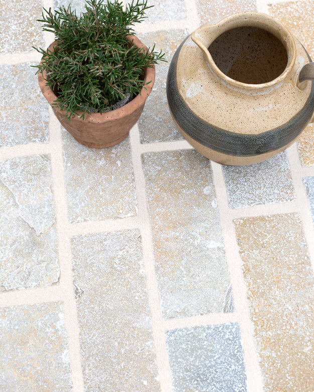 Southwell Tumbled Limestone Cobbles