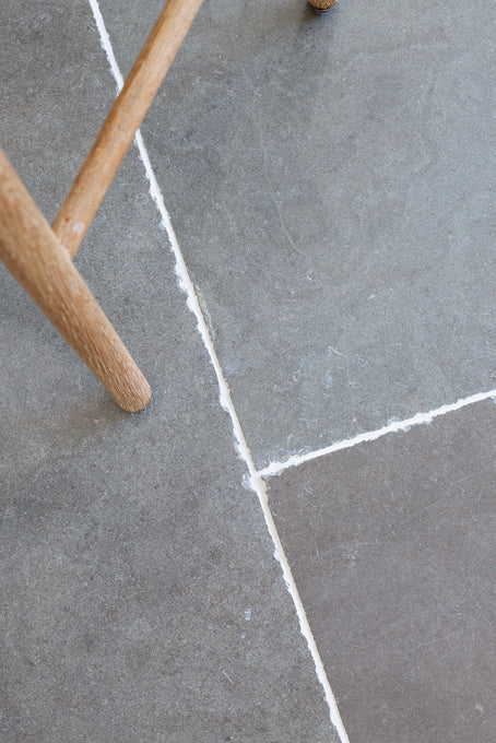 Windsor Grey Tumbled Limestone Tiles