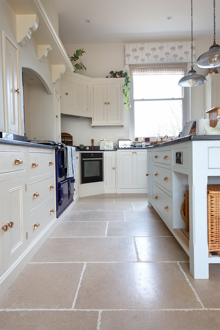    Allier-Rustique-French-Limestone-Tiles-Kitchen-Flagstones