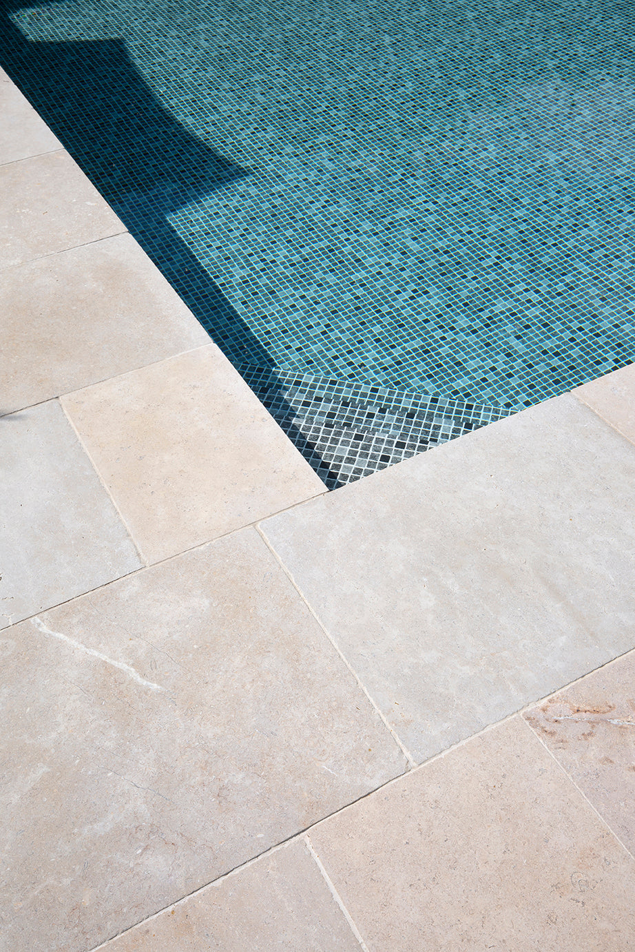 Dijon Blend Tumbled Limestone Pavers