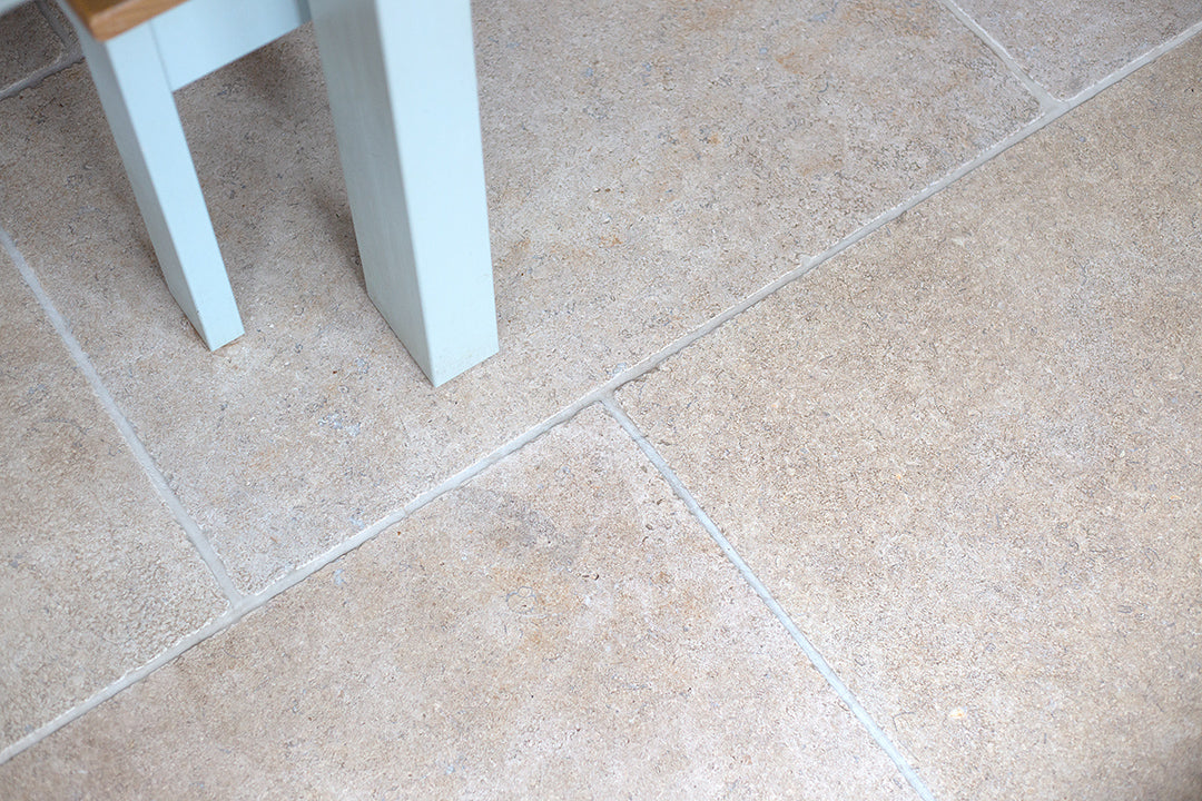 Dijon Seasoned Limestone Close Up