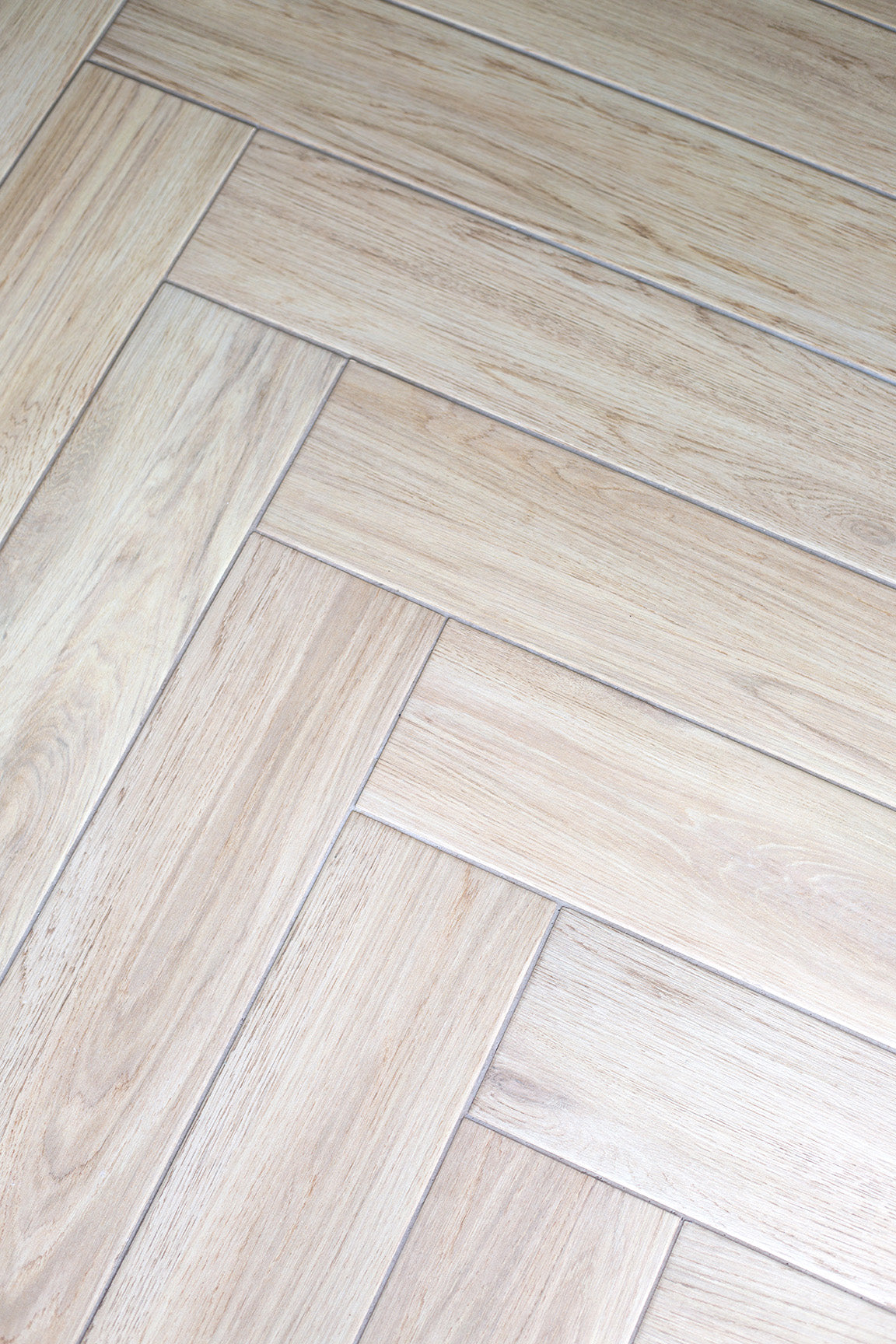 Falmouth Sandy Oak Porcelain Wood Planks