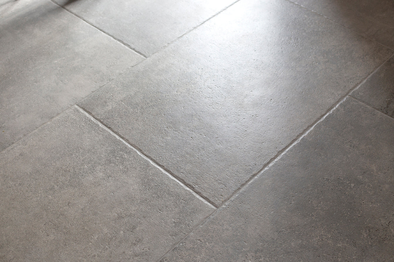 Provence Grigio Tumbled Effect Porcelain Close Up