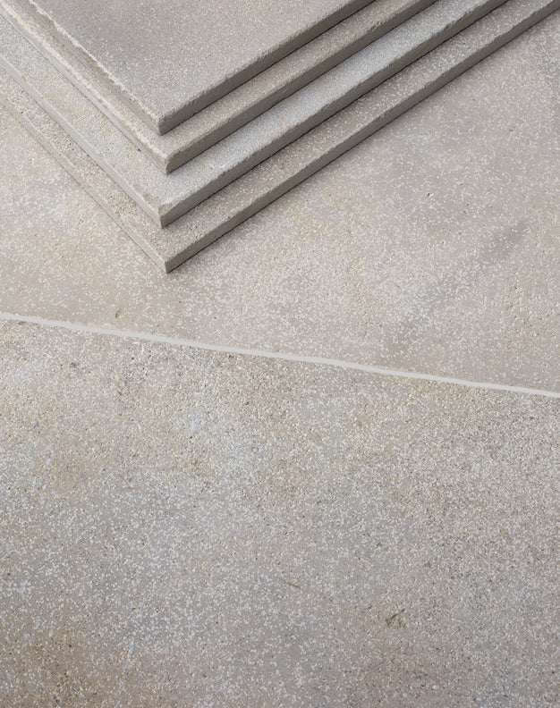 Sorrento® Lightly Tumbled Limestone Tiles