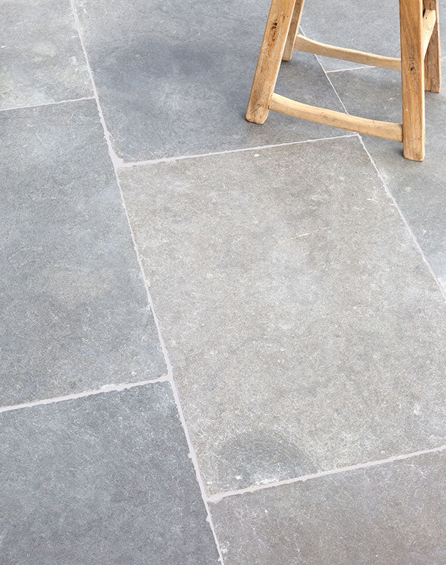 Windsor Grey Tumbled Limestone Tiles